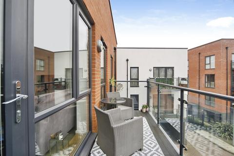 2 bedroom apartment for sale, 1 Wildcary Lane, Romford, RM3