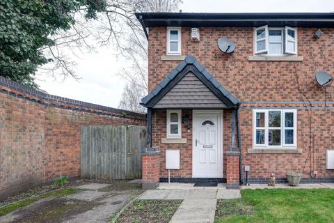 3 bedroom end of terrace house for sale, Fox Gardens, Lymm WA13