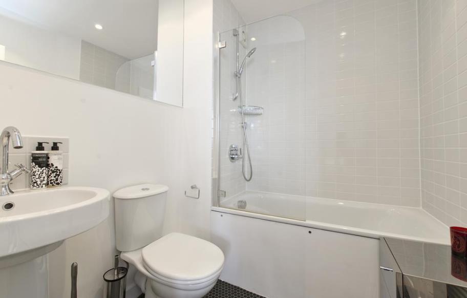 5 tressard court 4 04.07.png