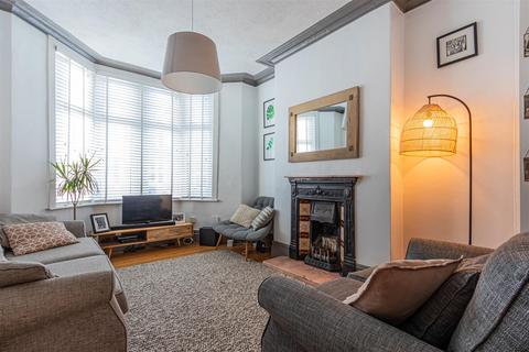 3 bedroom terraced house for sale, Beda Road, Cardiff CF5