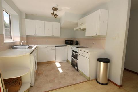 undefined, Hollow Close, Guildford