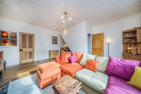 undefined, Walton Road, East Molesey KT8