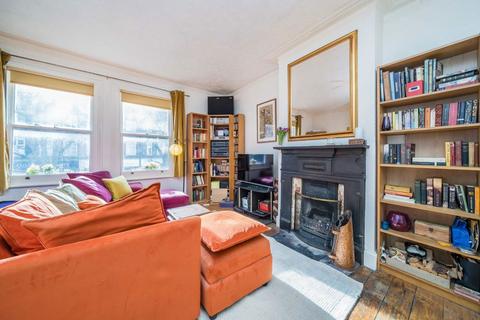 undefined, Walton Road, East Molesey KT8