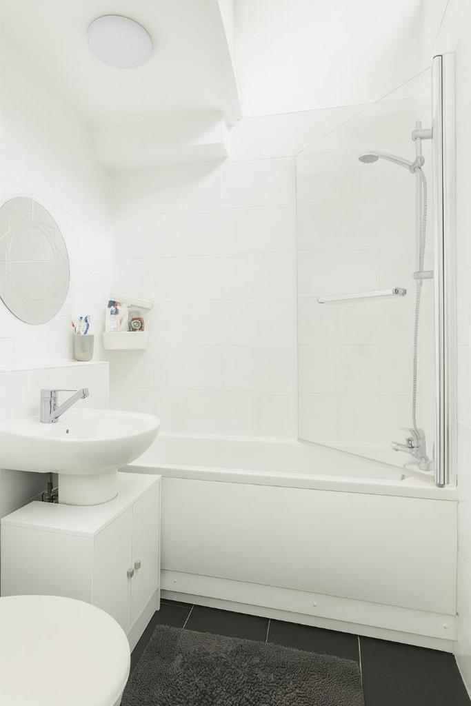 Bathroom west arbour edited .png