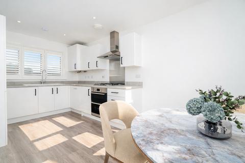4 bedroom terraced house for sale, Barrosa Way Whitehouse, Milton Keynes, MK8