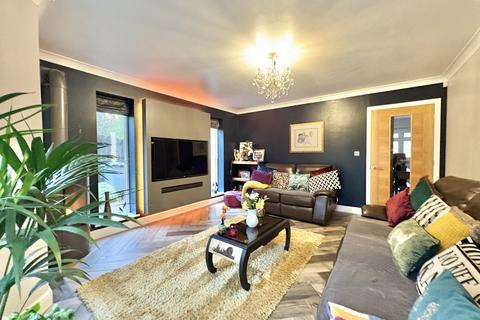 4 bedroom detached house for sale, Tarragon Drive, Bispham FY2