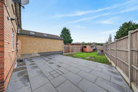 undefined, Orchard Crescent, Kettering NN16