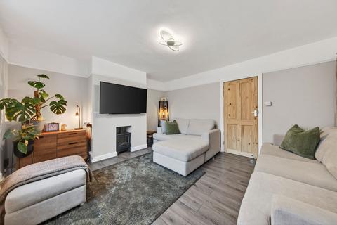 undefined, Orchard Crescent, Kettering NN16