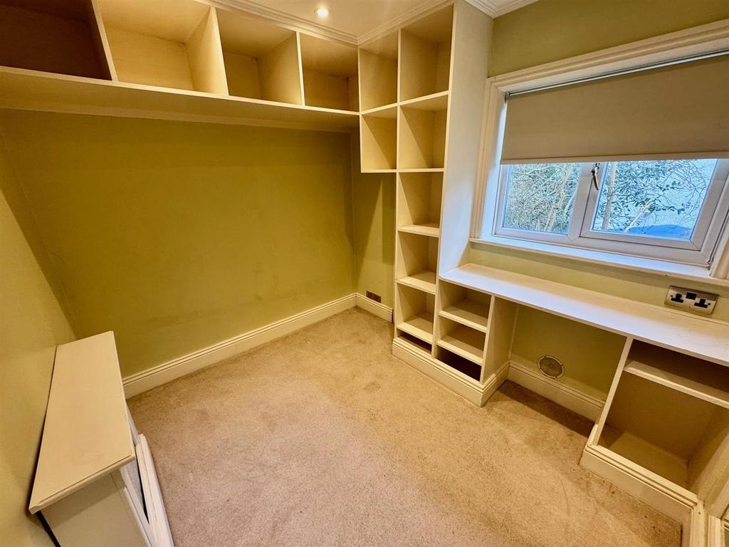 Bedroom 3.jpg