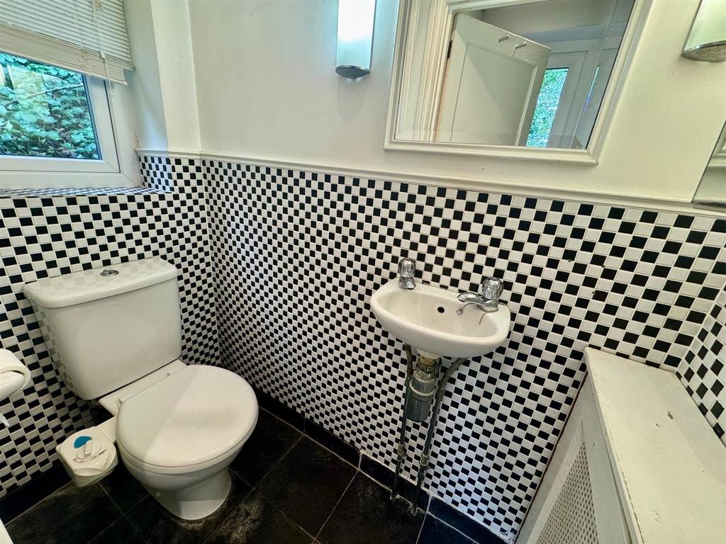 WC.jpg
