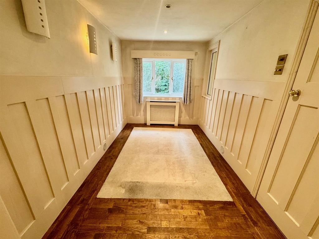 Dining room 2.jpg