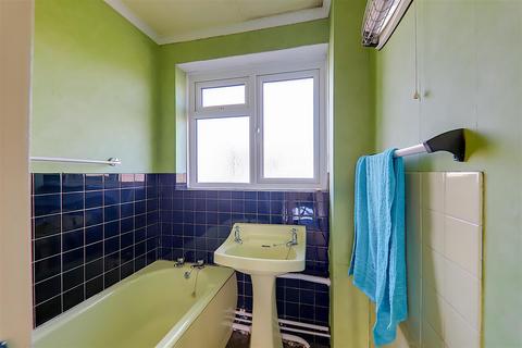 1 bedroom apartment for sale, Dominion Road, Broadwater, Worthing, West Sussex, BN14 8JN