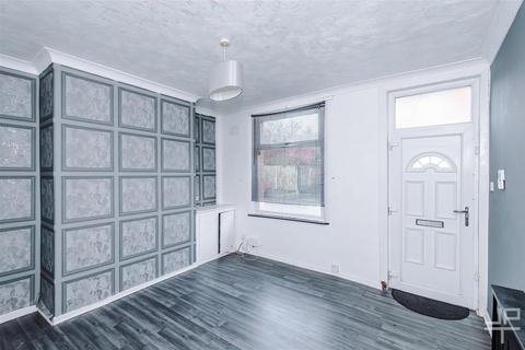 2 bedroom end of terrace house to rent, Bank Street, Wigan WN2