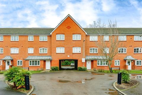 2 bedroom apartment for sale, Tylehurst Drive, Redhill