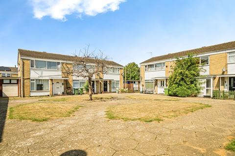 2 bedroom terraced house for sale, Hastoe Park, Aylesbury