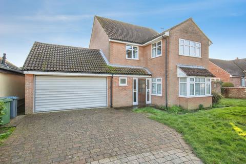 4 bedroom detached house for sale, Chestnut Close, Rushmere St. Andrew, IPSWICH