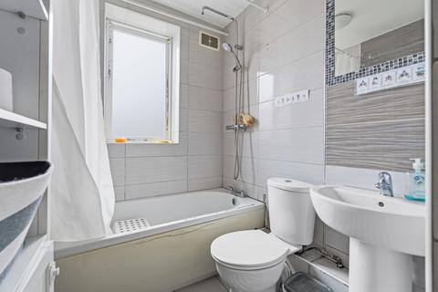undefined, Glastonbury Road, Morden, SM4