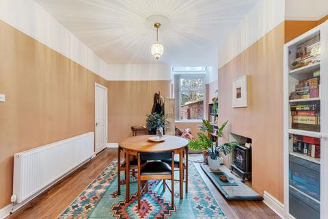 3 bedroom terraced house for sale, Station Road, Stockport SK5