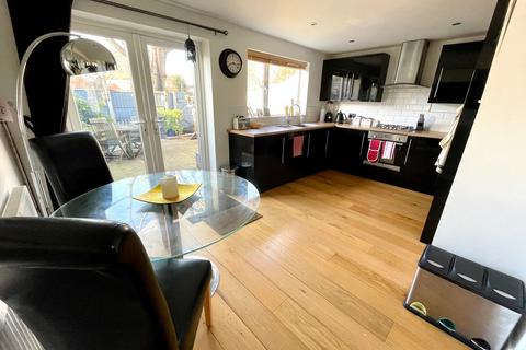 undefined, Alwards Close, Alvaston, DE24
