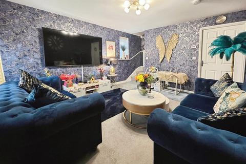 2 bedroom semi-detached house for sale, Blackthorne Close, Bradford BD2