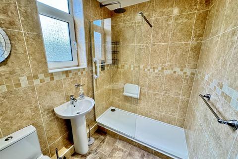 3 bedroom terraced house for sale, Spark Lane, Mapplewell, Barnsley
