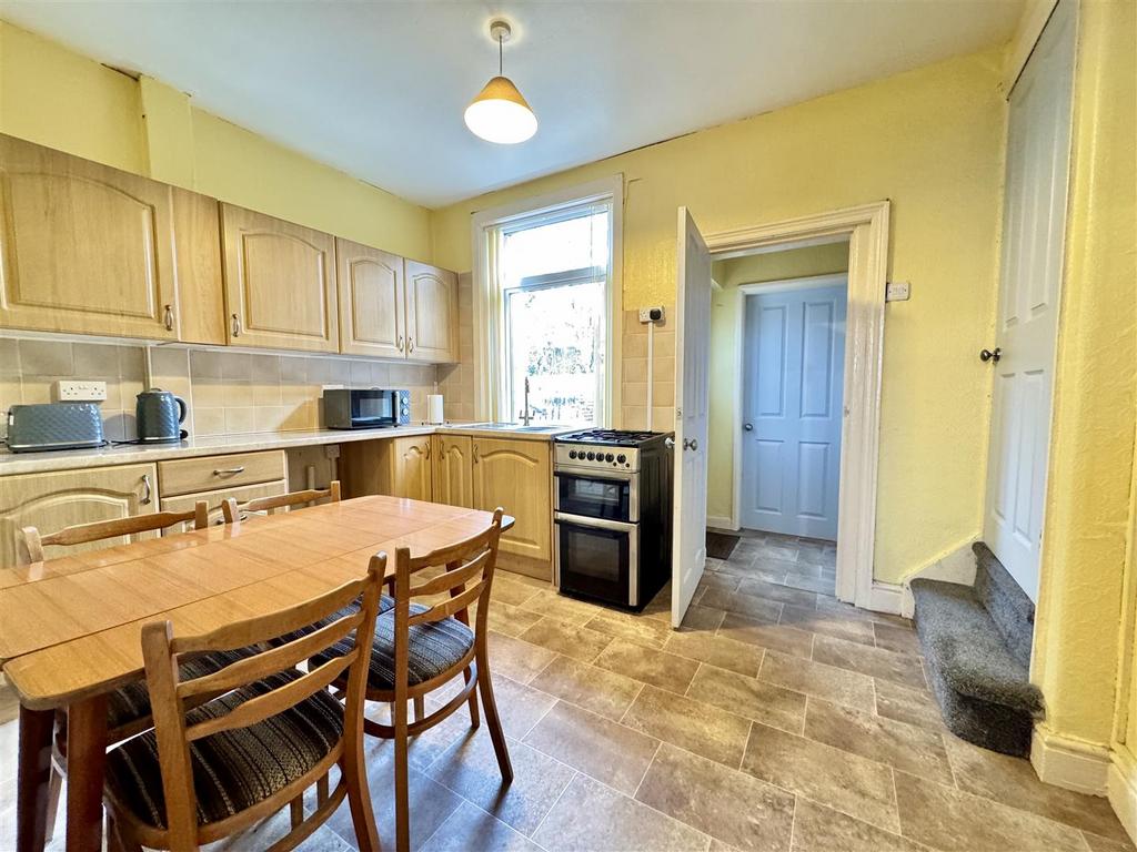 Breakfast kitchen