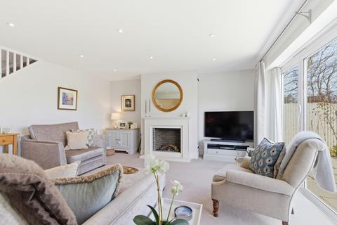 3 bedroom detached house for sale, Stanton Close, Hertfordshire AL4