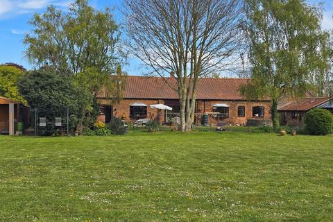 6 bedroom barn conversion for sale, The Green, Freethorpe, Norwich