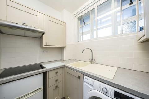 undefined, Sheen Road, Richmond TW9