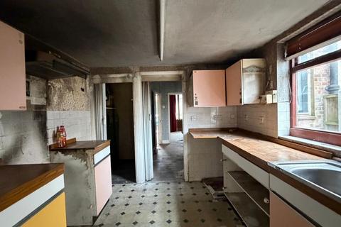 2 bedroom terraced house for sale, 4 Coniston Road, Croydon, Surrey, CR0 6LN