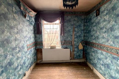 2 bedroom terraced house for sale, 4 Coniston Road, Croydon, Surrey, CR0 6LN