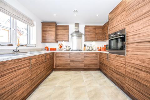 3 bedroom detached house for sale, Dartford Rise, Farnborough, Hampshire