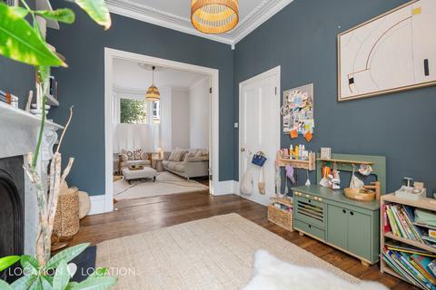 undefined, Barretts Grove, London, N16