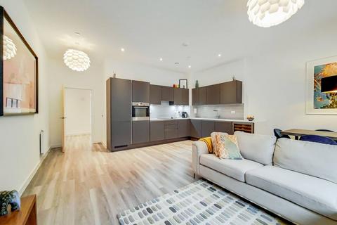 3 bedroom flat to rent, Ironworks Way, Plaistow, London, E13