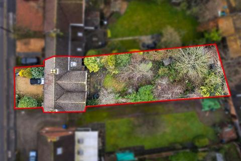 undefined, Meadow Road, Kettering NN16