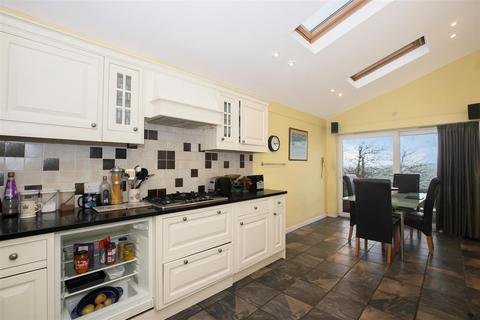 undefined, Dragon Road, Bristol BS36