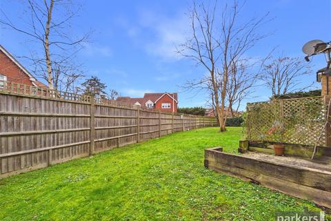 undefined, Ladbroke Close, Reading RG5