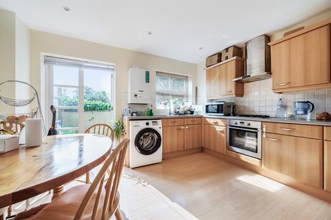 2 bedroom apartment for sale, Frobisher Mews, Enfield