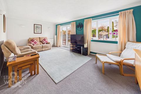 undefined, Gale Close, Norwich NR14