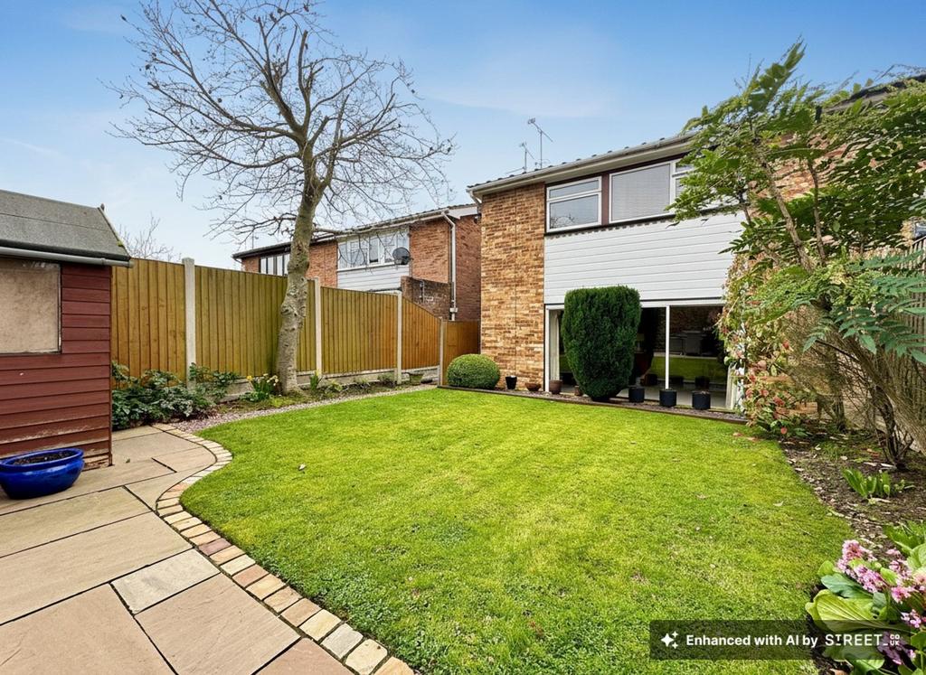 Garden to House