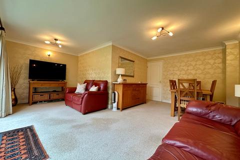 4 bedroom semi-detached house for sale, Highfield Approach, Billericay CM11