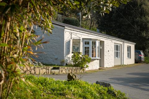 2 bedroom detached house for sale, Le Gouffre, Forest, Guernsey