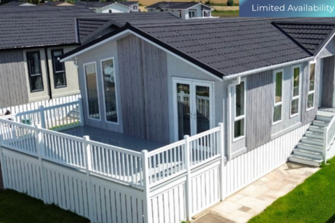 2 bedroom park home for sale, Yarwell Northamptonshire