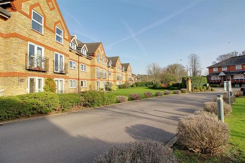 undefined, Greenes Court, Berkhamsted