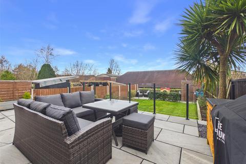 3 bedroom semi-detached house for sale, Fletcher Avenue, Dronfield