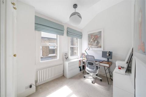 3 bedroom flat for sale, Cavendish Road, London, SW12