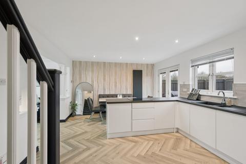 3 bedroom detached house for sale, Sibbald View, Armadale