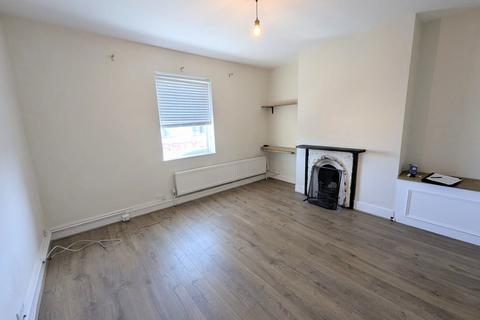 2 bedroom flat to rent, Nightingale Grove, Southampton SO15