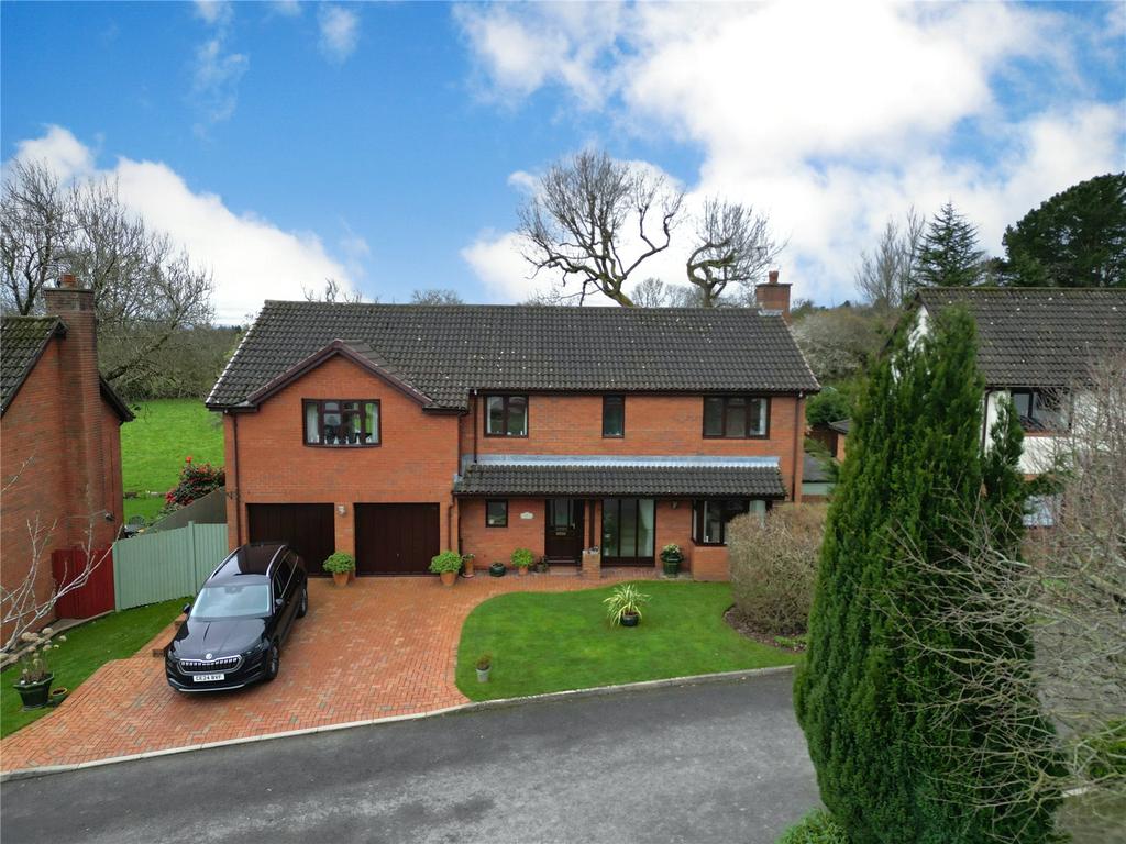 Tynewydd Drive, Cardiff CF3