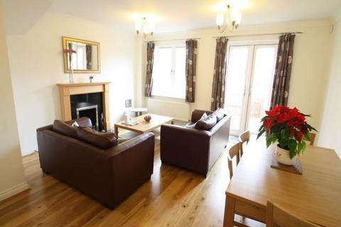 undefined, North Close, Lymington, SO41